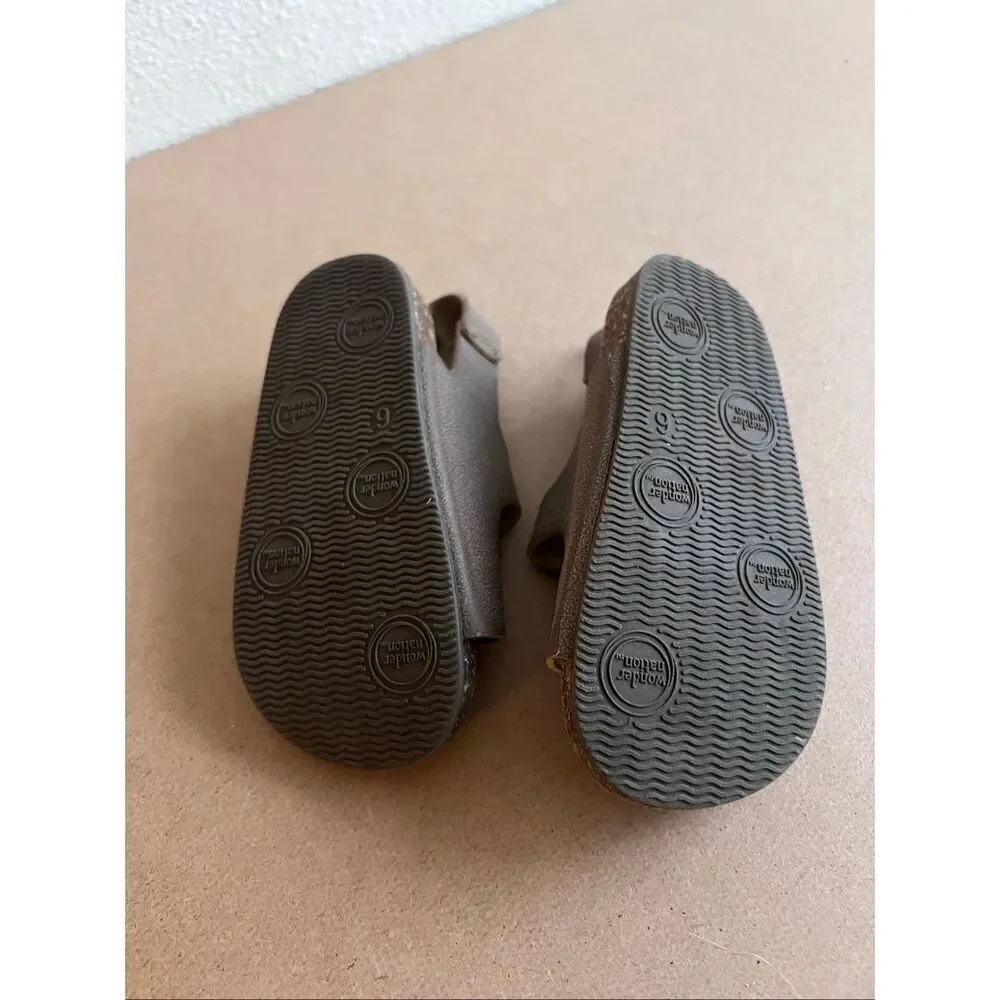 Wonder Nation Suade Toddler Sandals size 6